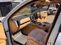 USED 2012 62 PORSCHE CAYENNE 3.0 TD V6 SUV 5dr Diesel Tiptronic 4WD Euro 5 (s/s) (240 ps) 