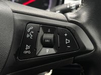 USED 2020 20 VAUXHALL ASTRA 1.5 Turbo D SRi VX Line Nav Hatchback 5dr Diesel Auto Euro 6 (s/s) (122 ps) AUTO + LOW MILES + SAT NAV + SENSORS + FSH + CARPLAY + CRUISE