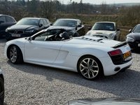 USED 2012 12 AUDI R8 5.2 FSI V10 Spyder 2dr Petrol R Tronic quattro Euro 5 (525 ps) 