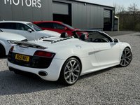 USED 2012 12 AUDI R8 5.2 FSI V10 Spyder 2dr Petrol R Tronic quattro Euro 5 (525 ps) 