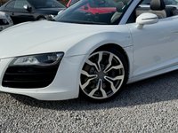 USED 2012 12 AUDI R8 5.2 FSI V10 Spyder 2dr Petrol R Tronic quattro Euro 5 (525 ps) 