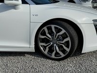 USED 2012 12 AUDI R8 5.2 FSI V10 Spyder 2dr Petrol R Tronic quattro Euro 5 (525 ps) 