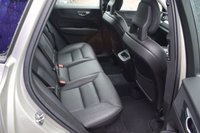 USED 2018 VOLVO XC60 2.0 D4 Momentum Pro SUV 5dr Diesel Auto AWD Euro 6 (s/s) (190 ps) **Full Service History, Heated Steering Wheel**