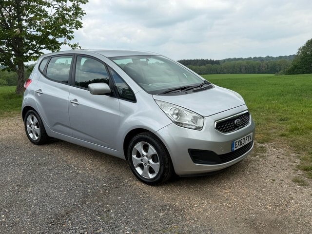 2013 KIA VENGA 2013 1.4 CRDI 2 MPV 5DR DIESEL MANUAL EURO 5 89 BHP... photo