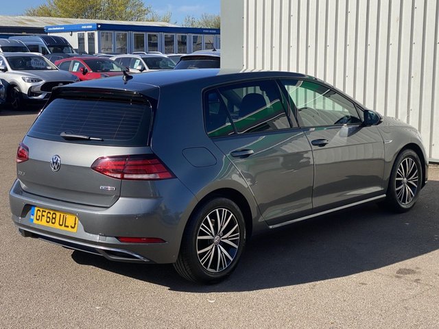 View our VOLKSWAGEN GOLF