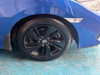 USED 2019 19 HONDA CIVIC 1.0 VTEC Turbo EX Hatchback 5dr Petrol Manual Euro 6 (s/s) (126 ps)+2 KEYS+1 FORMER KEEPER+PRIVACY+FSH 6 STAMPS+PANORAMIC SUNROOF+NAV+PARK CONTROL+MEDIA+FULL LEATHER SEATS+BLACK ALLOY WHEELS+BLUETOOTH+ 2 KEYS+1 FORMER KEEPER+PRIVACY+FSH 6 STAMPS+PANORAMIC SUNROOF+NAV+PARK CONTROL+MEDIA+FULL LEATHER SEATS+BLACK ALLOY WHEELS+BLUETOOTH+CLIMATE+CRUISE+HEATED FRONT SEATS+HPI CLEAR