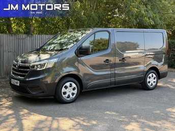 2022 RENAULT TRAFIC