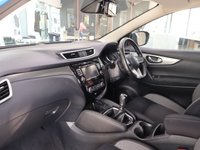 USED 2017 67 NISSAN QASHQAI 1.2 DIG-T N-Connecta SUV 5dr Petrol Manual Euro 6 (s/s) (115 ps) AWARD WINNING DEALERSHIP