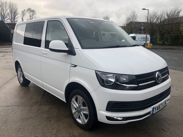2017 67 Volkswagen Transporter 2.0 TDI T32 BlueMotion Tech Highline Kombi Double Cab 5dr Diesel Manual FWD SWB Euro 6 (s/s) (150 ps)