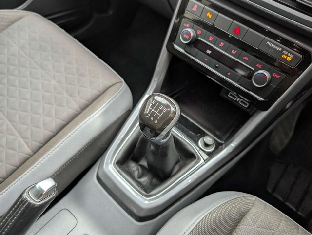 USED 2019 19 VOLKSWAGEN T-CROSS 1.0 T-Cross SEL TSi 5dr CLICK & COLLECT/ HOME DELIVERY