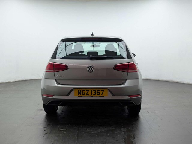USED 2019 68 VOLKSWAGEN GOLF 1.6 Golf S TDI 5dr CLICK & COLLECT/ HOME DELIVERY