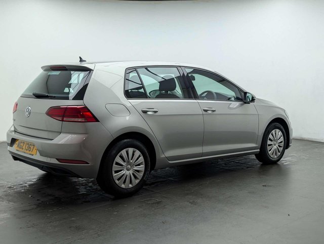 USED 2019 68 VOLKSWAGEN GOLF 1.6 Golf S TDI 5dr CLICK & COLLECT/ HOME DELIVERY