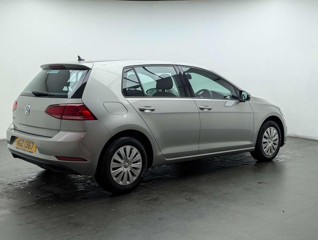 Used 2019 68 VOLKSWAGEN GOLF 1.6 Golf S TDI 5dr CLICK & COLLECT/ HOME DELIVERY
