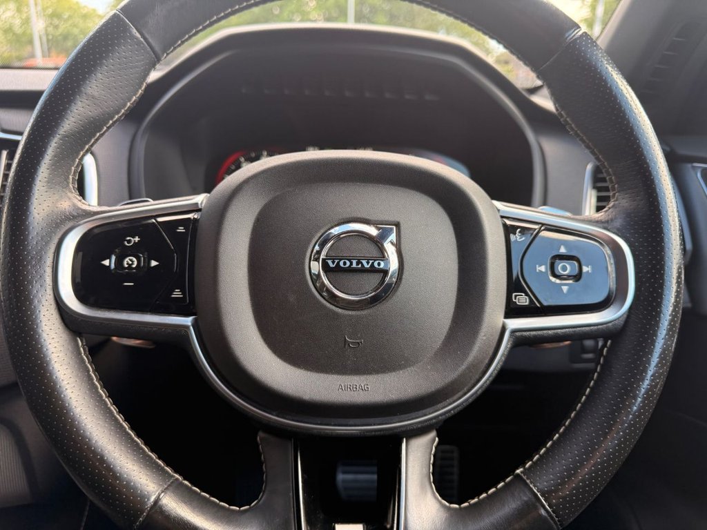 USED 2016 16 VOLVO XC90 2.0 T6 R-Design SUV 5dr Petrol Geartronic 4WD Euro 6 (s/s) (320 ps) AIR SUSPENSION / 360 CAMERA