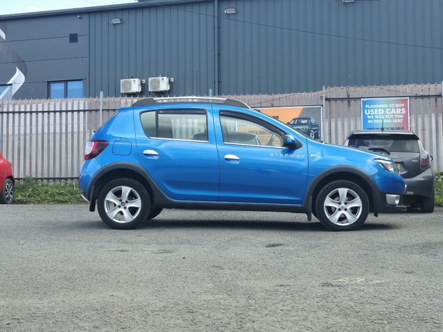 View our DACIA SANDERO STEPWAY