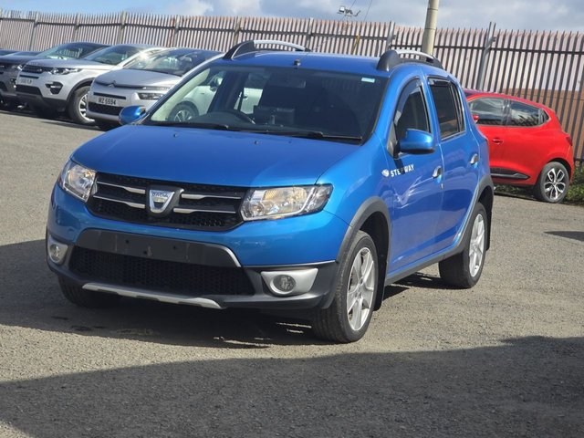 View our DACIA SANDERO STEPWAY
