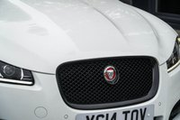 USED 2014 14 JAGUAR XF 2.2d R-Sport Sportbrake 5dr Diesel Auto Euro 5 (s/s) (200 ps) 