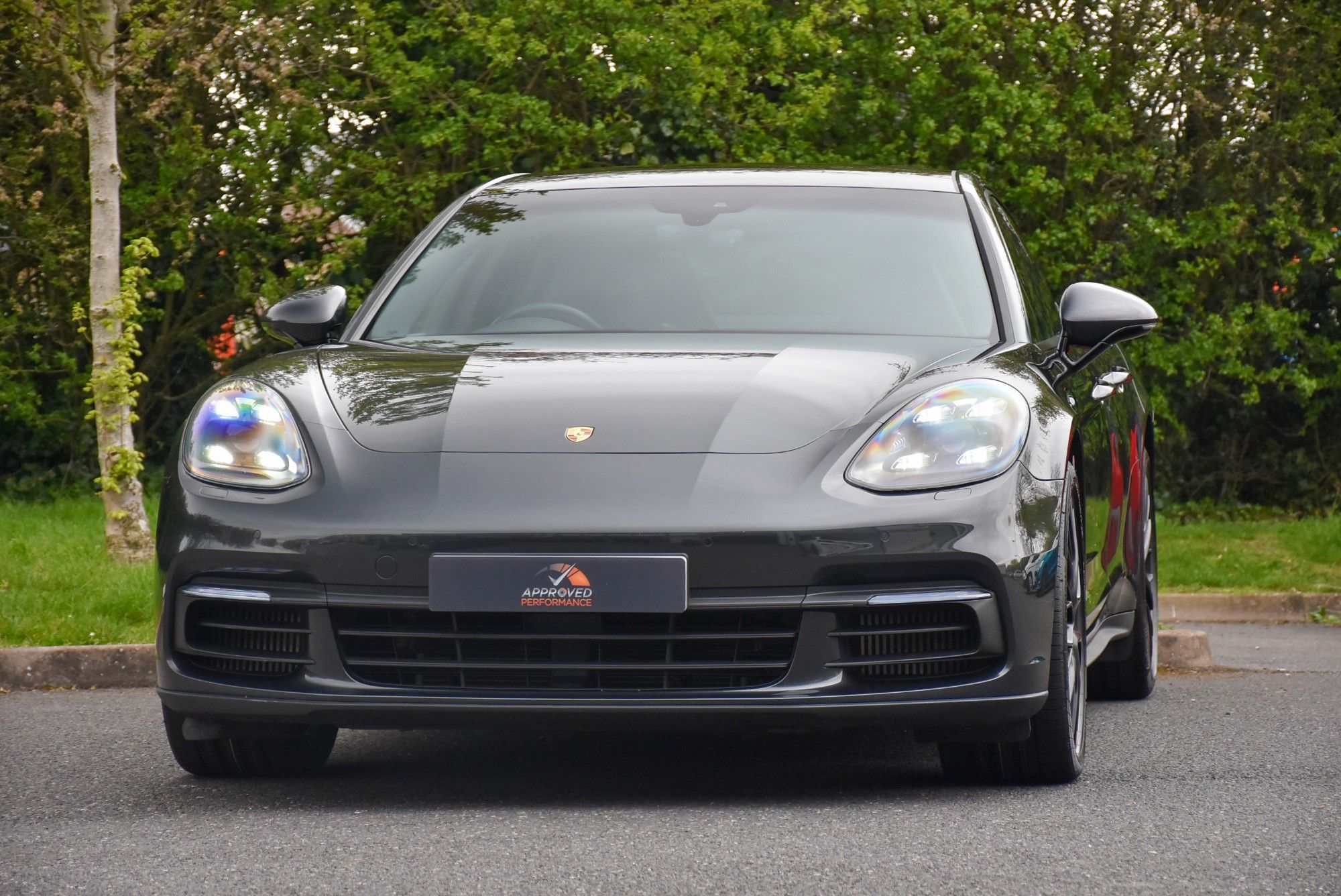 USED 2020 20 PORSCHE PANAMERA 2.9 V6 4 10 Years Edition Saloon 5dr Petrol PDK 4WD Euro 6 (s/s) (330 ps) 
