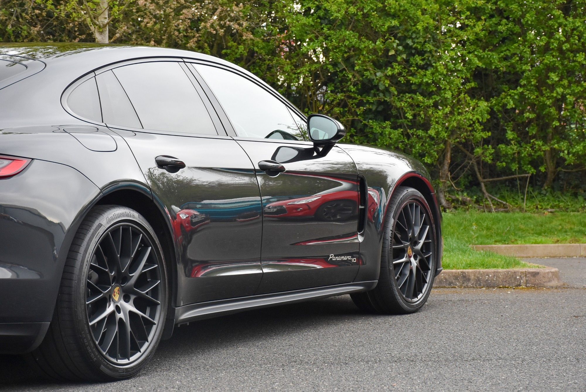 USED 2020 20 PORSCHE PANAMERA 2.9 V6 4 10 Years Edition Saloon 5dr Petrol PDK 4WD Euro 6 (s/s) (330 ps) 