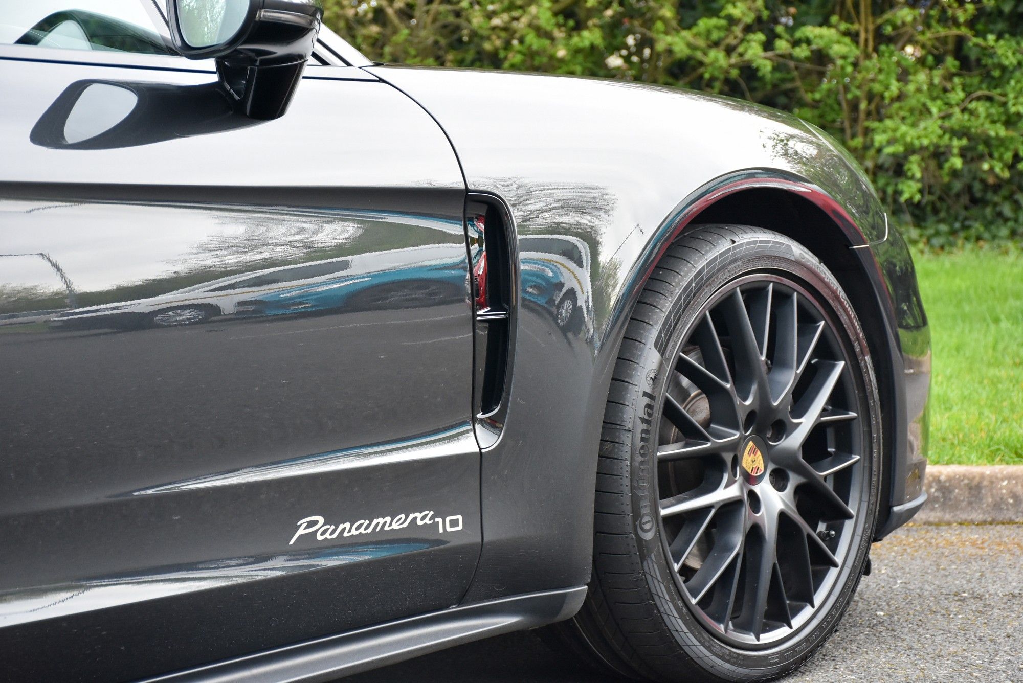 USED 2020 20 PORSCHE PANAMERA 2.9 V6 4 10 Years Edition Saloon 5dr Petrol PDK 4WD Euro 6 (s/s) (330 ps) 