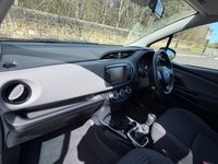 USED 2016 16 TOYOTA YARIS 1.33 Dual VVT-i Design Hatchback 5dr Petrol Manual Euro 6 (99 ps) 
