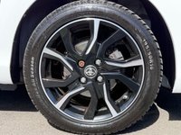 USED 2016 16 TOYOTA YARIS 1.33 Dual VVT-i Design Hatchback 5dr Petrol Manual Euro 6 (99 ps) 