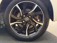 USED 2016 16 TOYOTA YARIS 1.33 Dual VVT-i Design Hatchback 5dr Petrol Manual Euro 6 (99 ps) 