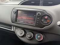 USED 2016 16 TOYOTA YARIS 1.33 Dual VVT-i Design Hatchback 5dr Petrol Manual Euro 6 (99 ps) 