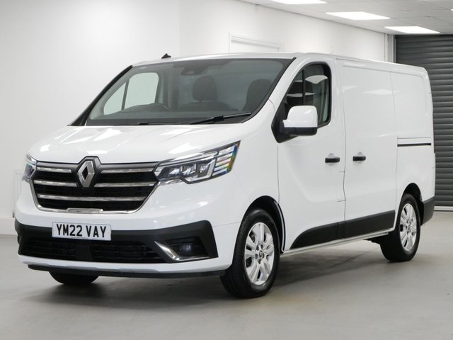 View our Renault Trafic SL28 2.0 BLUEDCI 130 BHP SWB SPORT NAV EDITION