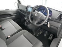 USED 2023 73 VAUXHALL VIVARO 2900 1.5 D 100 BHP L1 PRIME EDITION 6 DOOR ( DELIVERY MILES ! ) DELIVERY MILES | AIR CON | CARPLAY | 6 DR