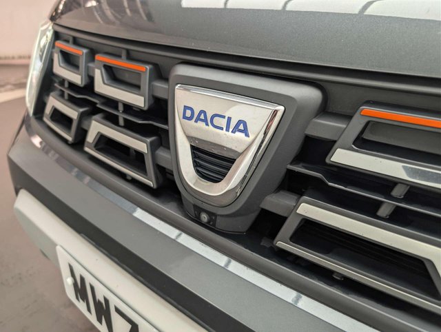 USED 2022 72 DACIA DUSTER 1.3 Duster Extreme SE TCe 4X2 5dr CLICK & COLLECT/ HOME DELIVERY