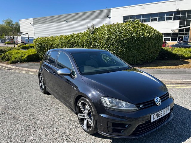 2016 VOLKSWAGEN GOLF