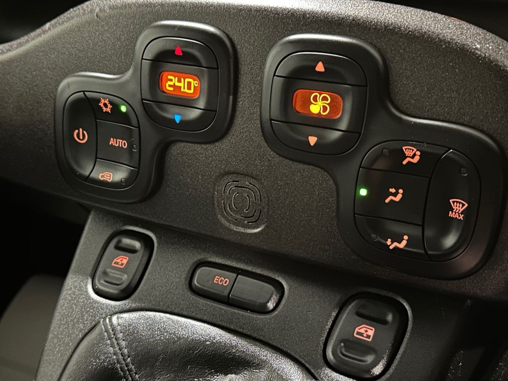USED 2017 17 FIAT PANDA 0.9 TwinAir Cross Hatchback 5dr Petrol Manual Euro 6 (s/s) (90 bhp) 