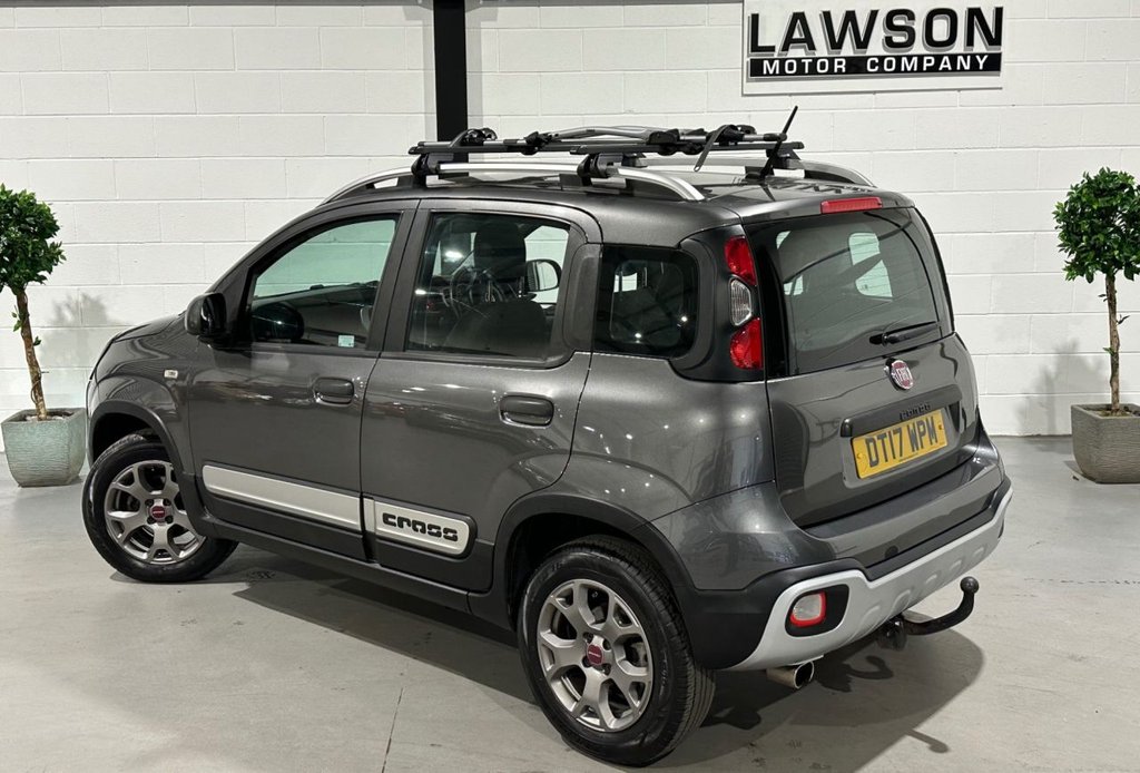 USED 2017 17 FIAT PANDA 0.9 TwinAir Cross Hatchback 5dr Petrol Manual Euro 6 (s/s) (90 bhp) 