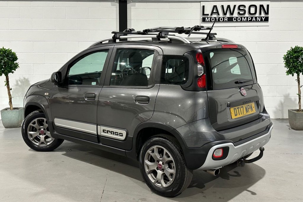 USED 2017 17 FIAT PANDA 0.9 TwinAir Cross Hatchback 5dr Petrol Manual Euro 6 (s/s) (90 bhp) 