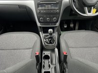 USED 2015 65 SKODA YETI 1.2 TSI S SUV 5dr Petrol Manual Euro 5 (105 ps) - FULL SERVICE HISTORY - BLUETOOTH - P/SENSORS - AIR CON - 2 OWNERS