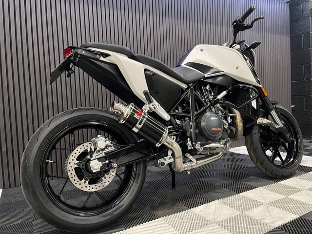 View our KTM 690 DUKE