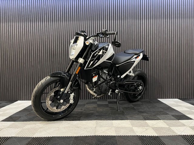 View our KTM 690 DUKE
