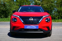 USED 2024 24 NISSAN JUKE 1.6 Acenta Premium SUV 5dr Petrol Hybrid Auto Euro 6 (143 ps) FUJI SUNSET RED PAINTWORK + REVERSE CAMERA + APPLE CARPLAY