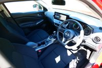 USED 2024 24 NISSAN JUKE 1.6 Acenta Premium SUV 5dr Petrol Hybrid Auto Euro 6 (143 ps) FUJI SUNSET RED PAINTWORK + REVERSE CAMERA + APPLE CARPLAY