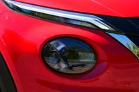USED 2024 24 NISSAN JUKE 1.6 Acenta Premium SUV 5dr Petrol Hybrid Auto Euro 6 (143 ps) FUJI SUNSET RED PAINTWORK + REVERSE CAMERA + APPLE CARPLAY