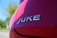 USED 2024 24 NISSAN JUKE 1.6 Acenta Premium SUV 5dr Petrol Hybrid Auto Euro 6 (143 ps) FUJI SUNSET RED PAINTWORK + REVERSE CAMERA + APPLE CARPLAY