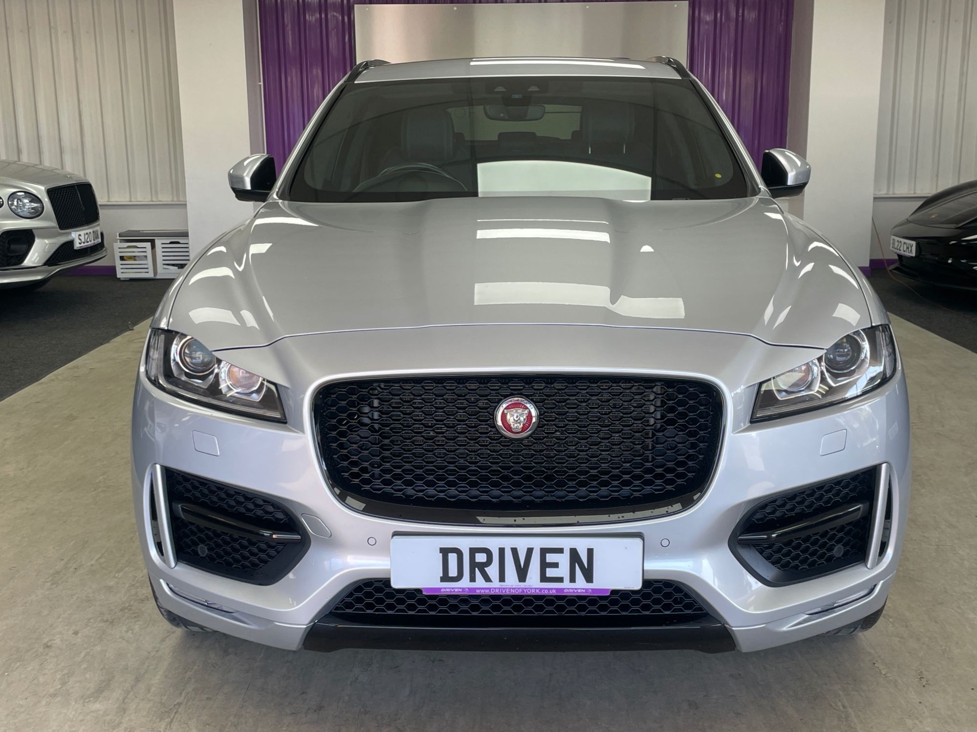 USED 2019 19 JAGUAR F-PACE 2.0 D180 R-Sport SUV 5dr Diesel Auto Euro 6 (s/s) (180 ps) 