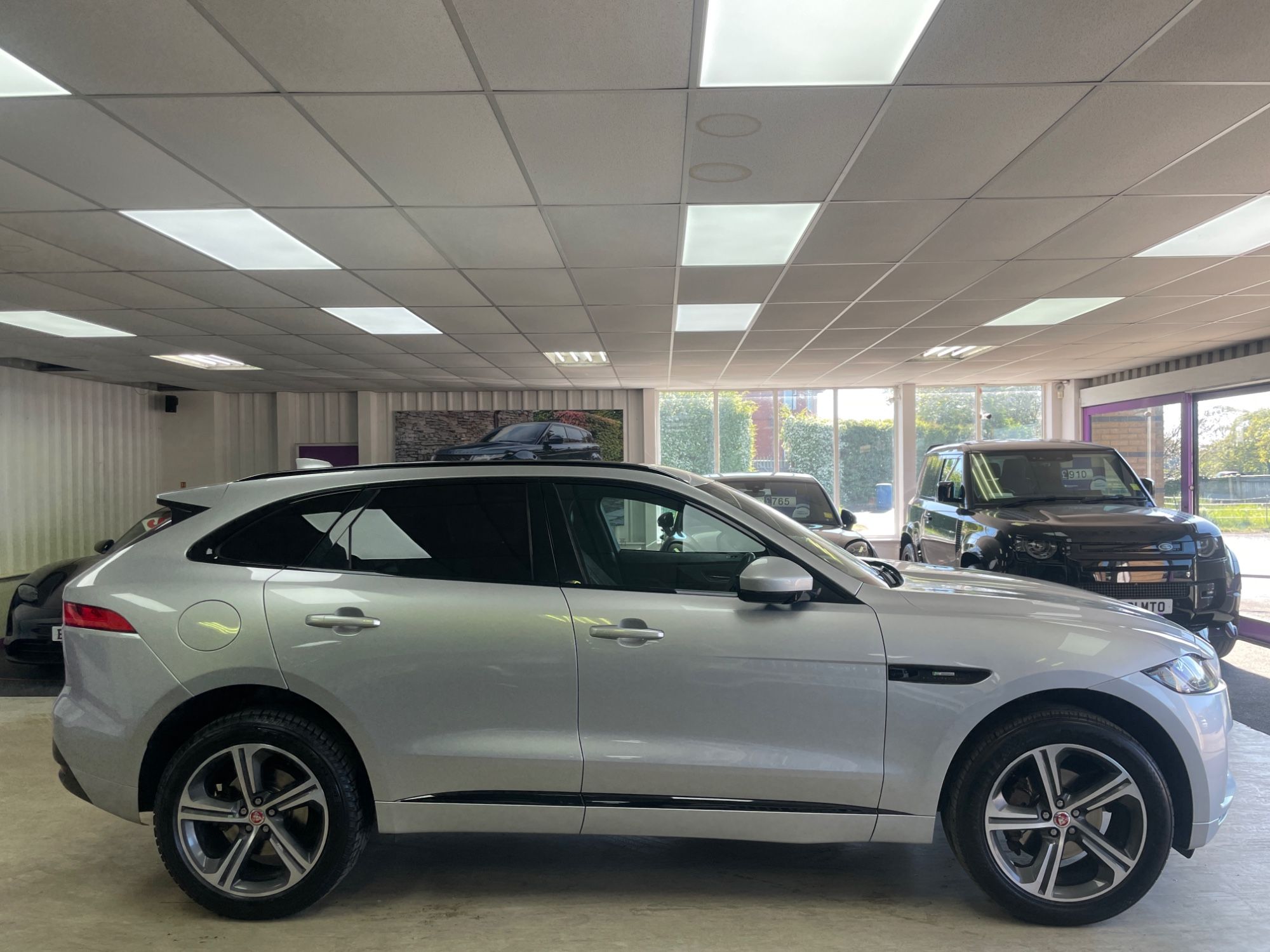 USED 2019 19 JAGUAR F-PACE 2.0 D180 R-Sport SUV 5dr Diesel Auto Euro 6 (s/s) (180 ps) 