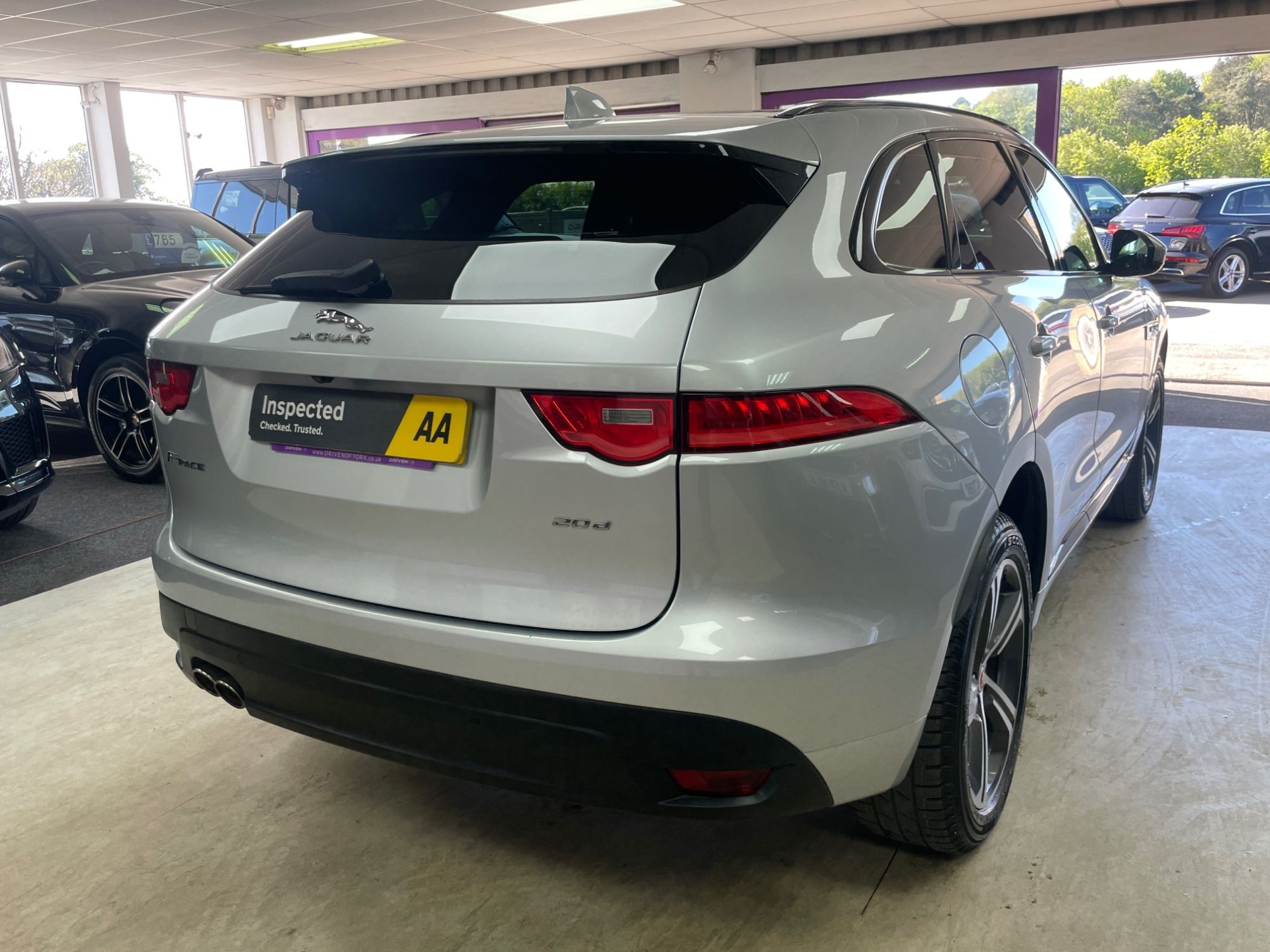 USED 2019 19 JAGUAR F-PACE 2.0 D180 R-Sport SUV 5dr Diesel Auto Euro 6 (s/s) (180 ps) 
