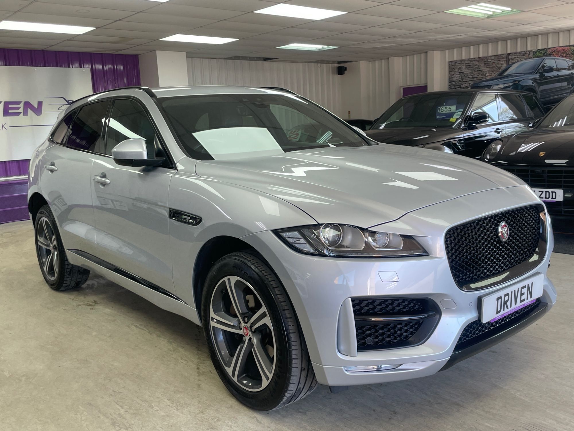 USED 2019 19 JAGUAR F-PACE 2.0 D180 R-Sport SUV 5dr Diesel Auto Euro 6 (s/s) (180 ps) 