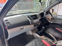 USED 2010 59 MITSUBISHI L200 2.5 DI-D Raging Bull Pickup 4dr Diesel Manual (Smart Nav) (228 g/km, 134 bhp)+PRIVATE REGISTRATION INCLUDED+LEATHER SEATS+NO VAT+ALLOYS+BLUETOOTH+AIRCON+USB+AUX+PAS+HPI CLEAR+VOSA MOT HISTORY PRINT OUT LEATHER SEATS+NO VAT+ALLOYS+BLUETOOTH+AIRCON+USB+AUX+PAS+HPI CLEAR