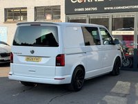 USED 2024 24 VOLKSWAGEN TRANSPORTER T6.1 2.0 TDI 150PS EU6 T32 DSG 7 SPEED AUTOMATIC SWB KOMBI 6 SEAT CREW VAN SPORTLINE PACK * TWIN ELECTRIC SLIDING DOORS * LED HEADLAMPS * DETACHABLE TOWBAR