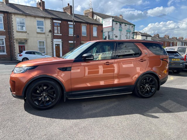View our LAND ROVER DISCOVERY