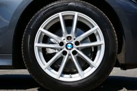 USED 2021 71 BMW 3 SERIES 2.0 320i SE Pro Touring 5dr Petrol Auto Euro 6 (s/s) (184 ps) MINERAL GREY METALLIC PAINTWORK + VIRTUAL DASH + CARPLY + REAR CAMERA